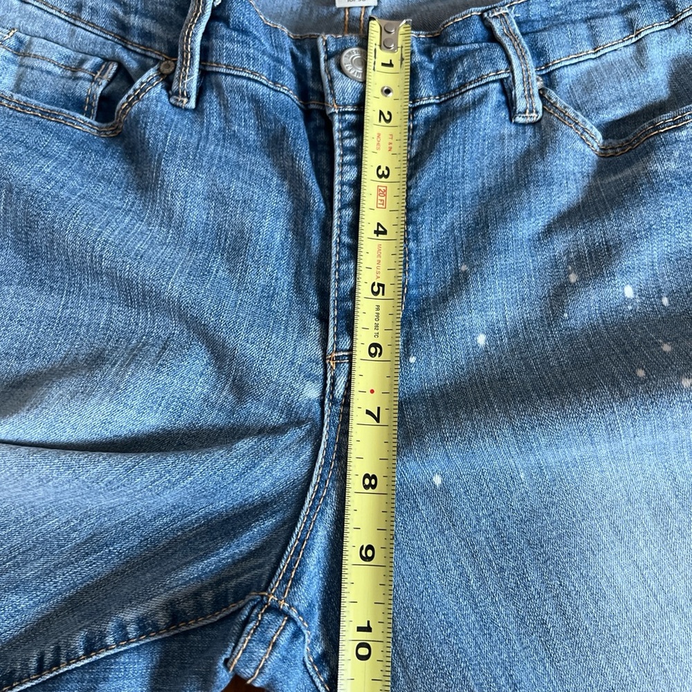 Vintage America Blue Distressed Boho Crop Jeans with Paint-Splatter - Picture 12 of 13